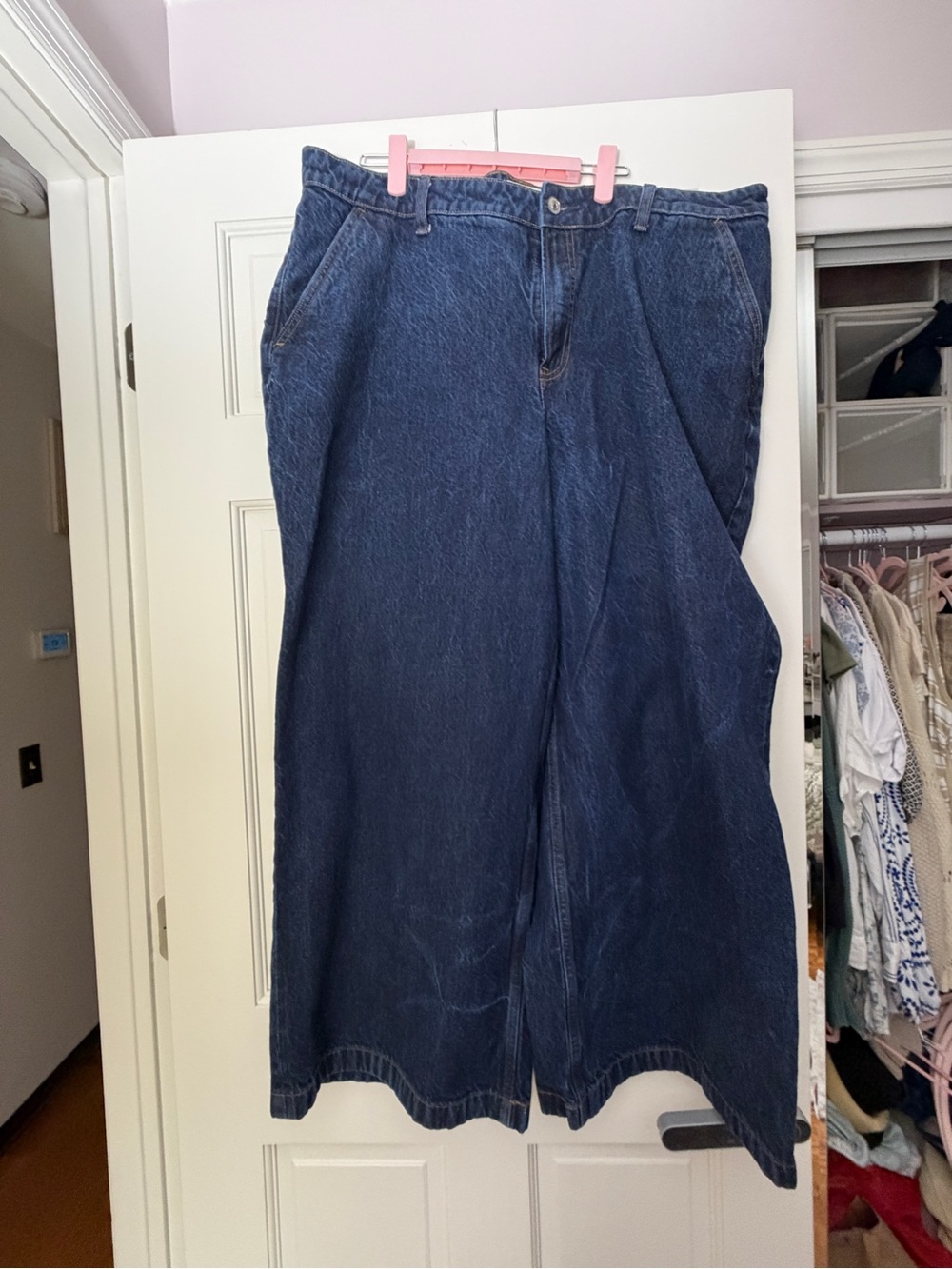 Classic Wide-Leg Jeans in Dark Blue